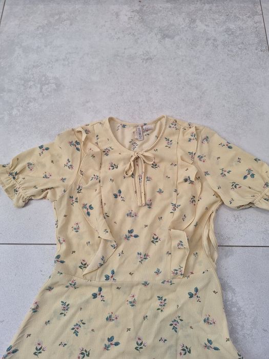 Sukienka letnia w kwiaty H&M