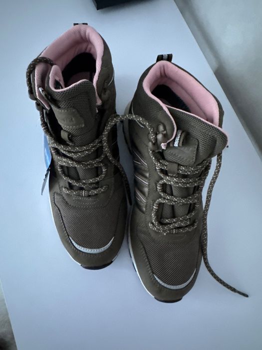 Кросівки-черевики жіночі р39
