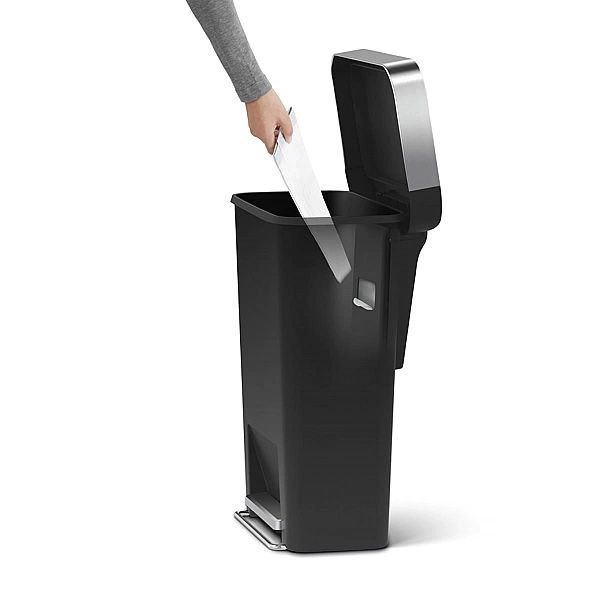 Kosz na śmieci 45L pedałowy LINER POCKET - czarny / simplehuman