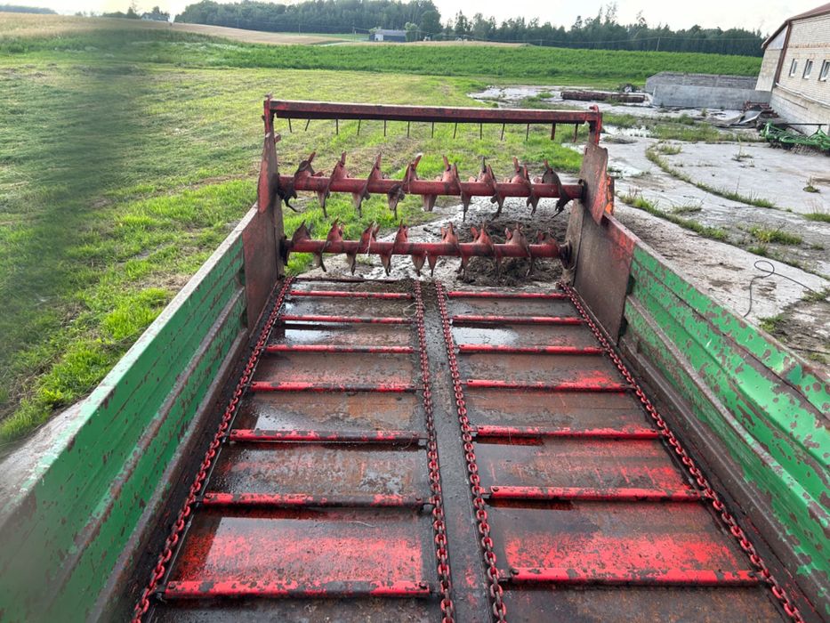 Rozrzutnik obornika Warfama / 6 T z burtami nadstawkami