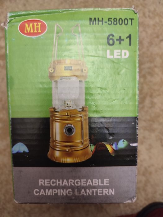 Акумуляторний ліхтар на сонячній батареї