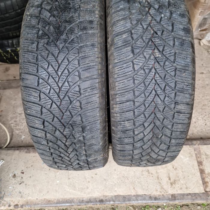 Продам пару 205/60/16