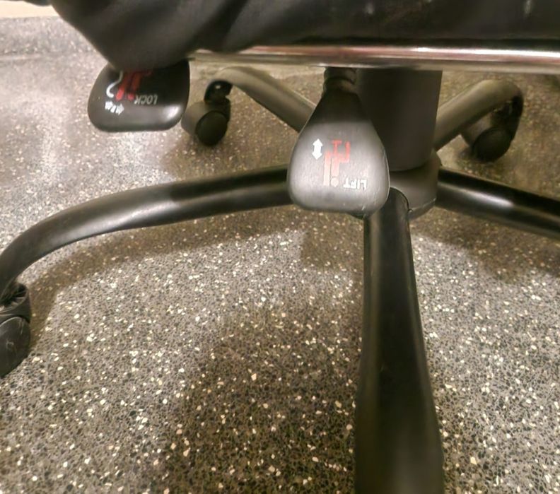 Cadeira gaming / cadeira secretaria