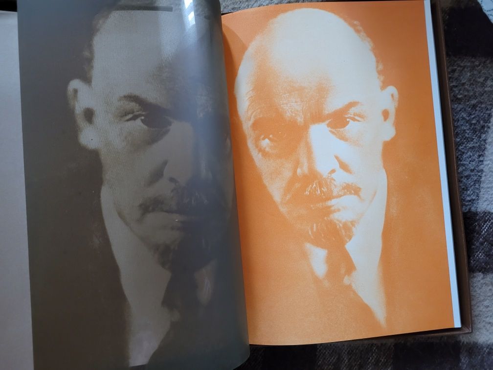 Album Lenin 1977 KAW  w skóropodobnej opr./ edycja specjalna