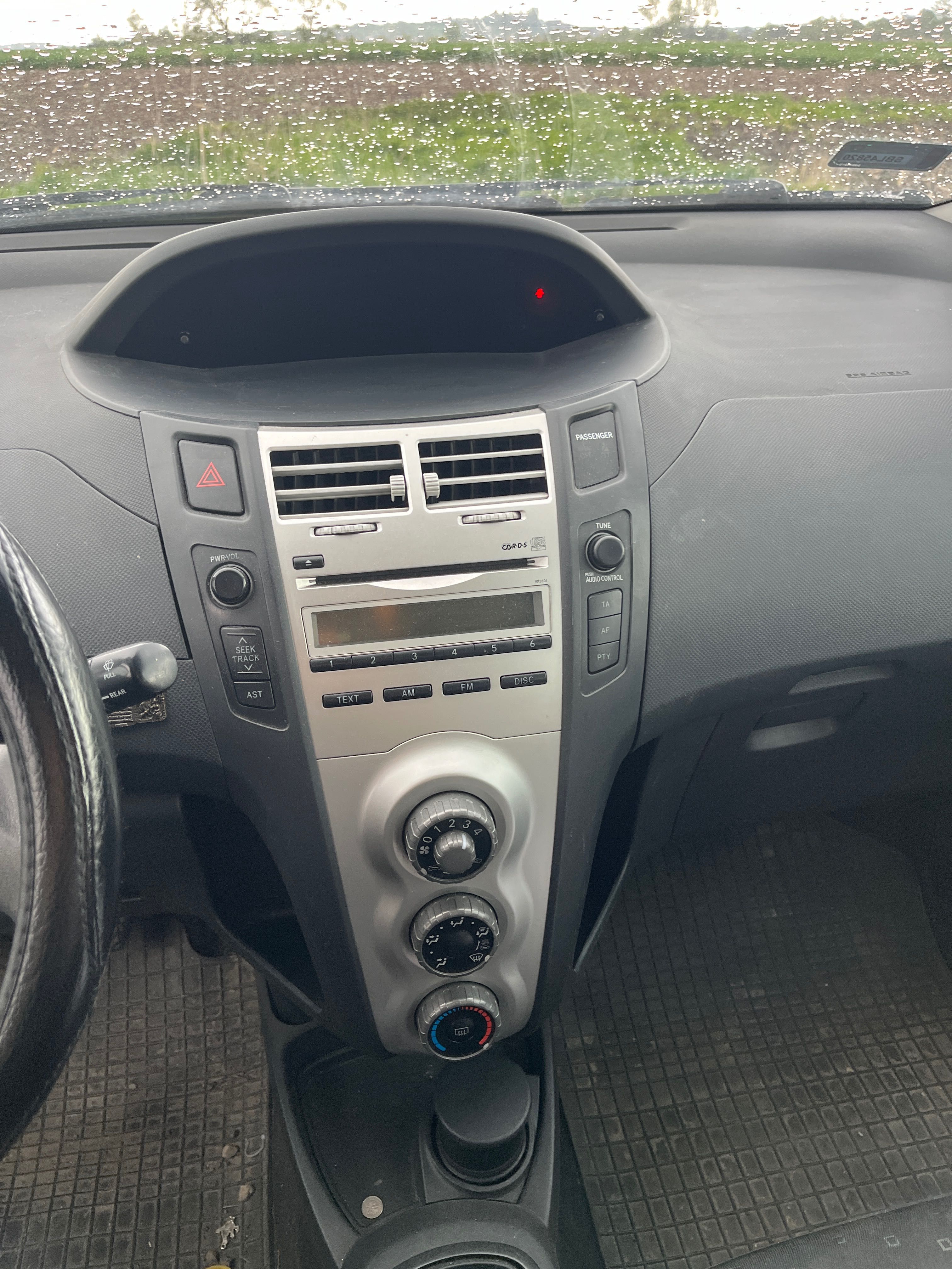 Toyota Yaris 2008