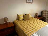 Quarto proximo da Universidade