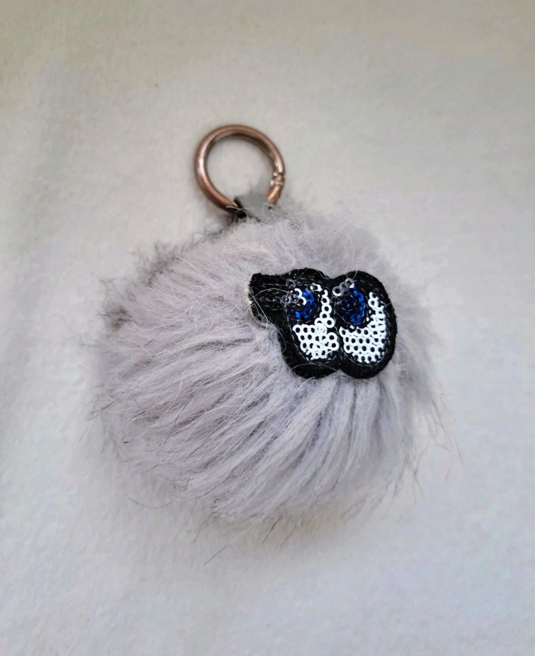 Breloczek Szary Pompon Cekinowy H&M