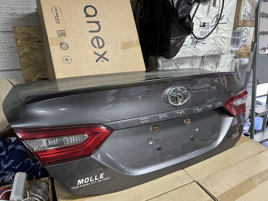 Крышка багажника camry камри 70