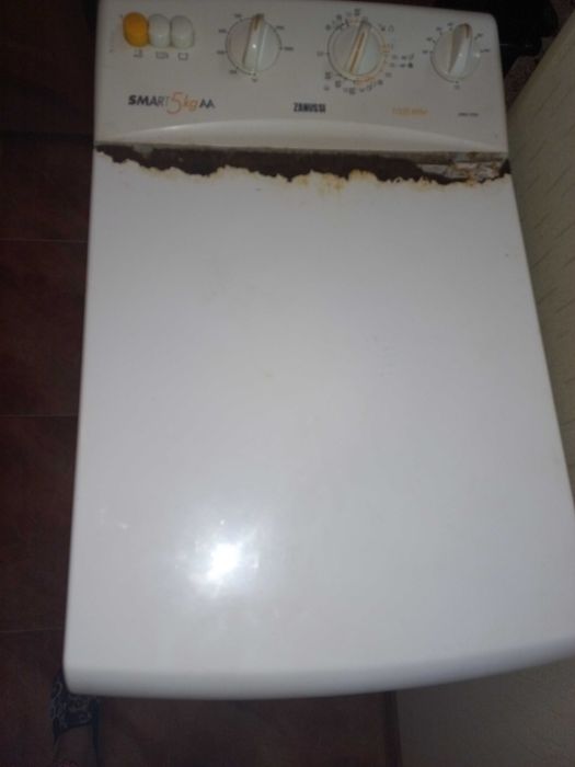 Продам пральну машинку Zanussi (Смарт 5кгАА) б/в на запчастини/ ремонт