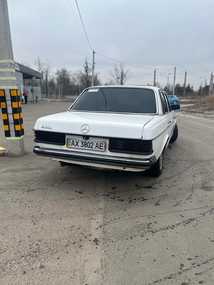 Продам легенду Mercedes w123