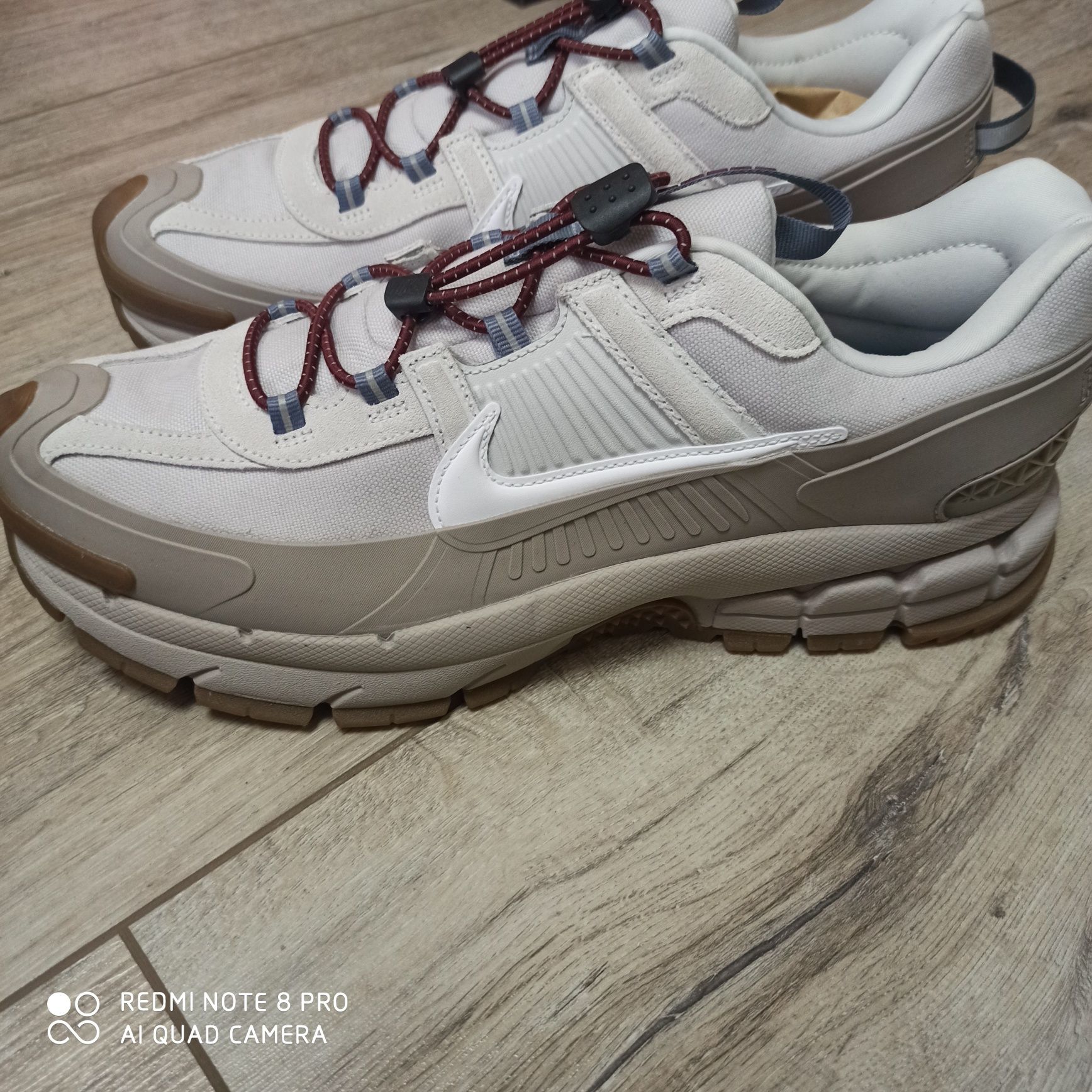 Оригінальні чоловічі кросівки Nike Zoom Vomero Roam (HV4294-009)
