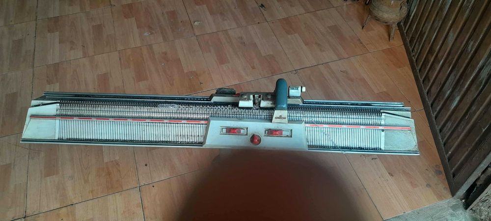 Maquina de fazer malhas da marca ORION