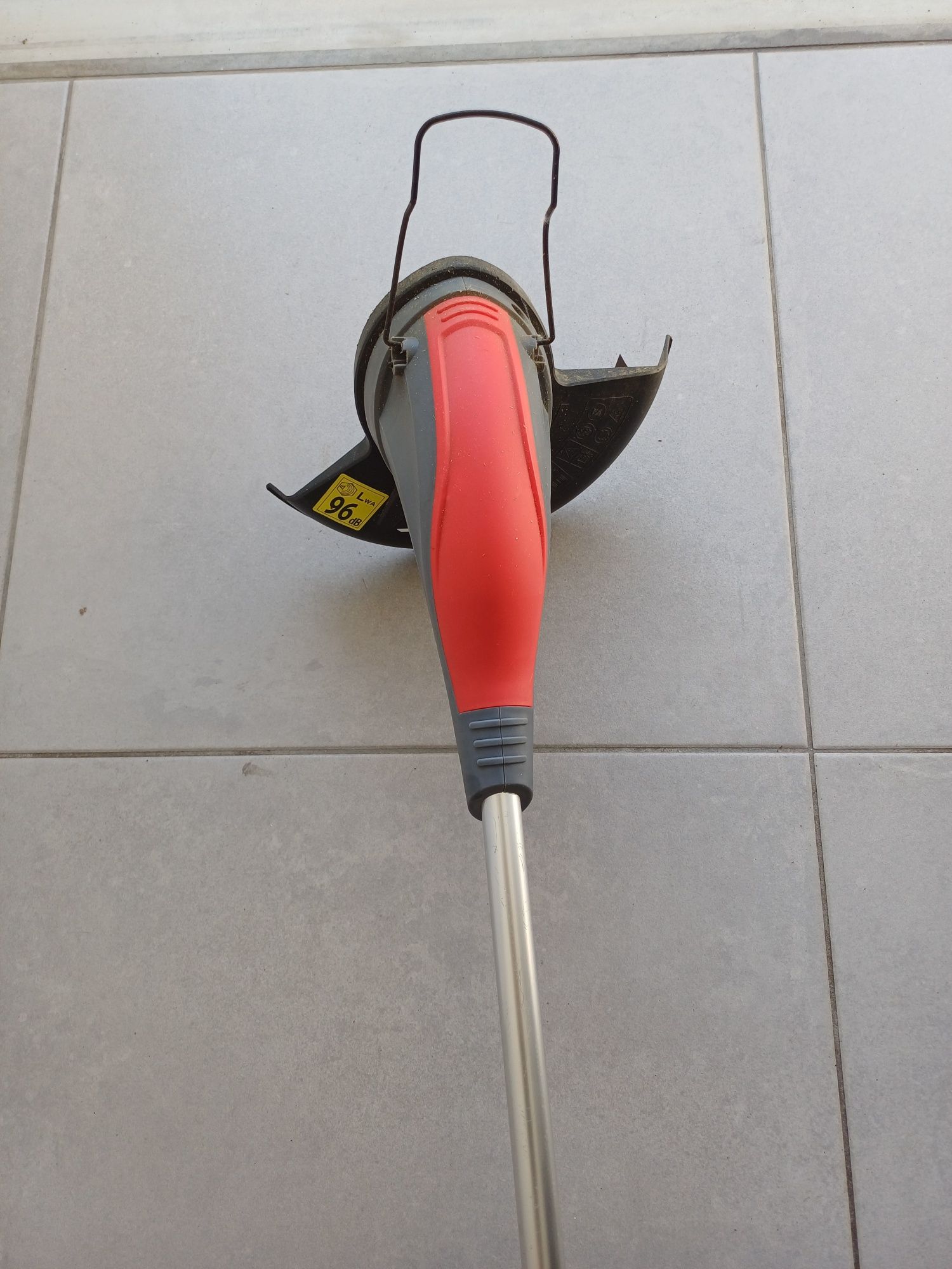 Aparador de relva power plus 300W