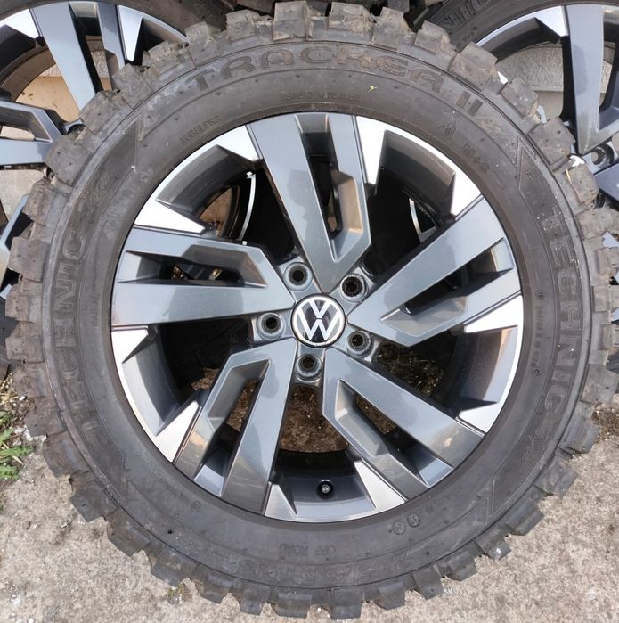 Felgi z oponami VW Amarok 7,5x18 ET45 5x120 Off Road