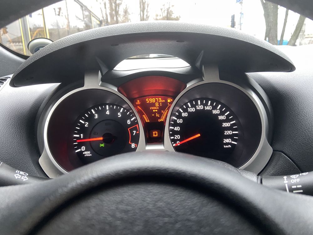Nissan Juke 1,6 («капсула часу»)