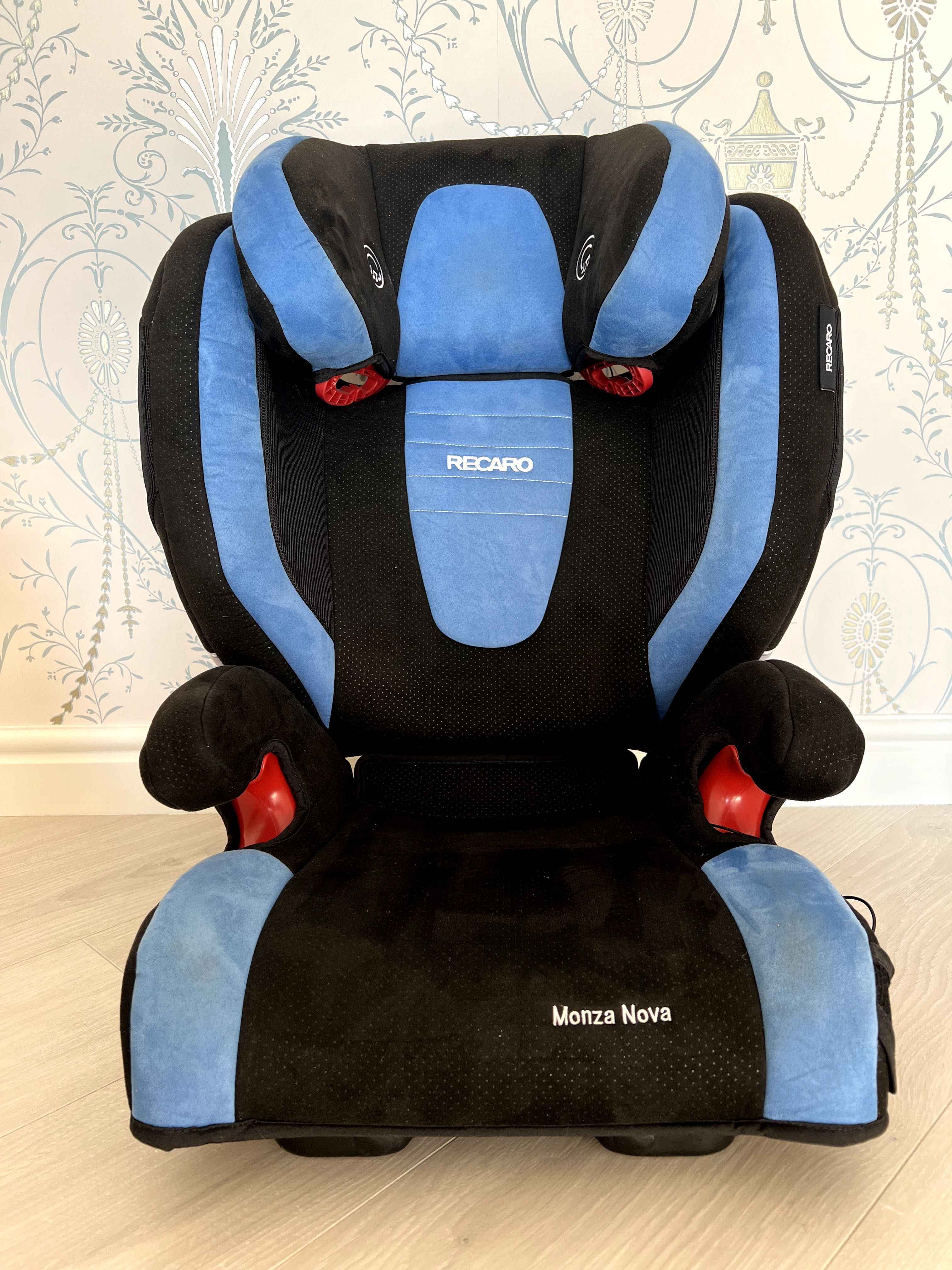 Автокрісло RECARO Monza Nova II SeatFix для дітей