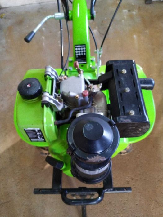 Moto enxada VITO pouco uso - gasoléo