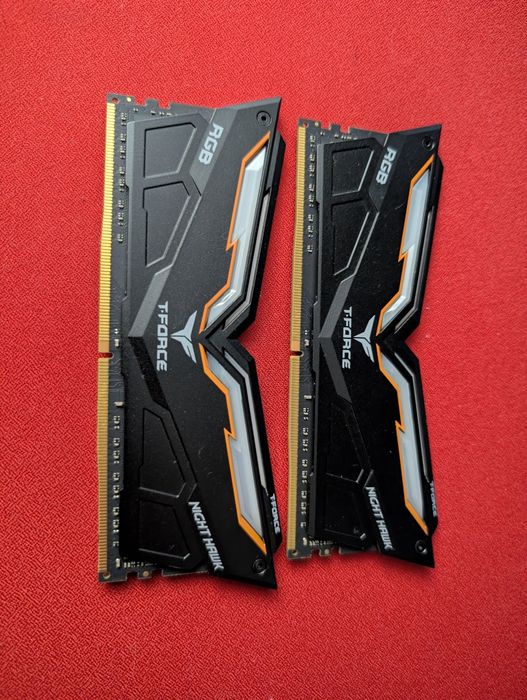 Kit RAM (2x8gb) 3200 MHz cl16 team group
