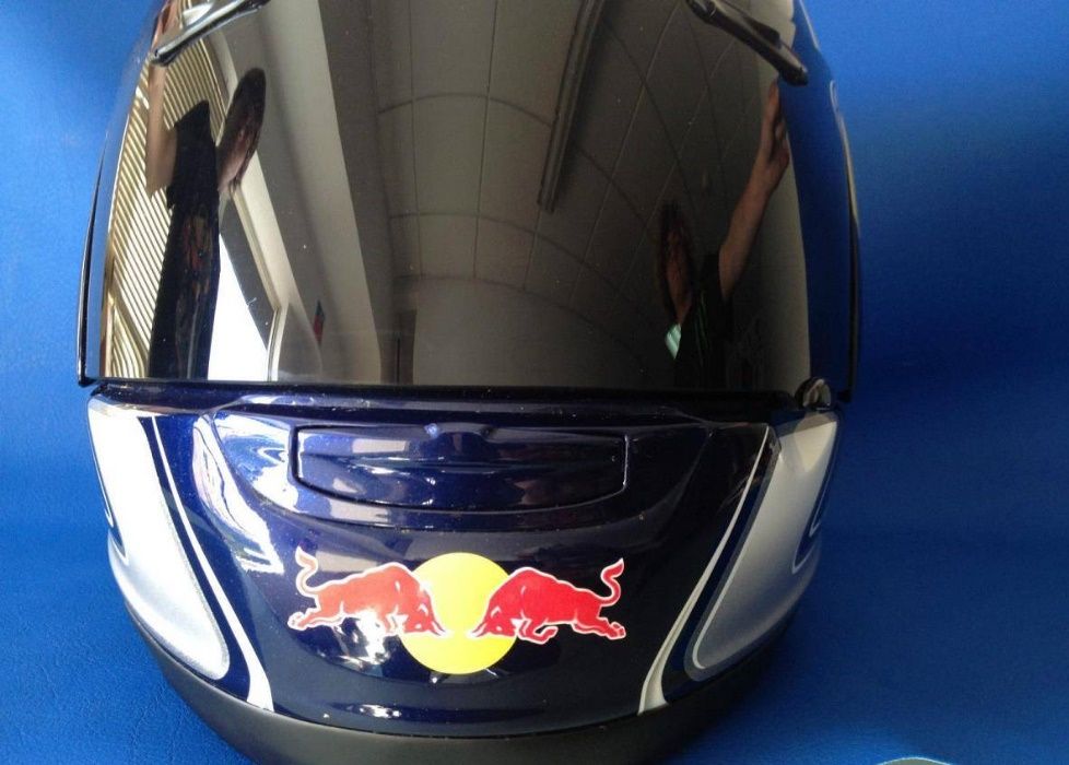 Red Bull capacete autocolantes