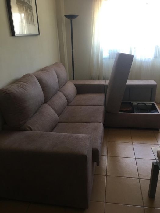 Sofá de canto castanho