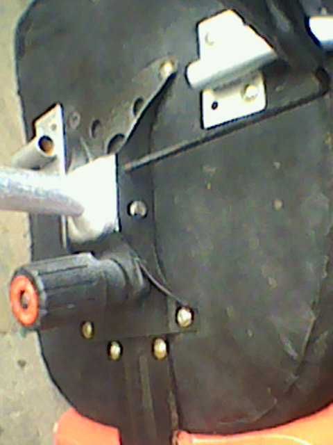 Продам стілець поворотний.