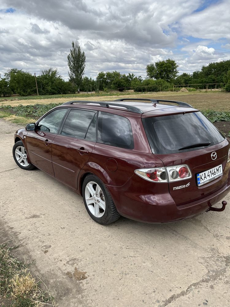 Продам свою машину Mazda 6