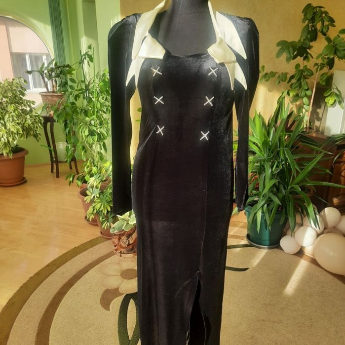 Жіноча вечірня сукня