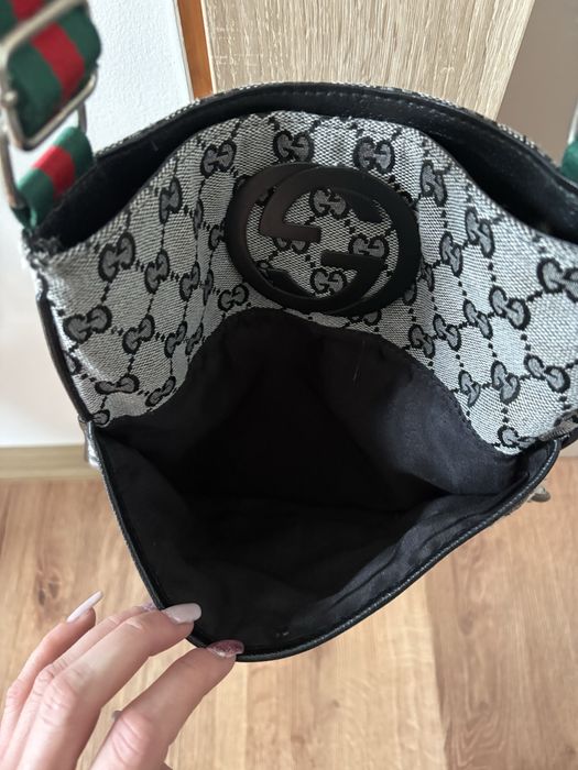 Torebka na ramię Gucci szara