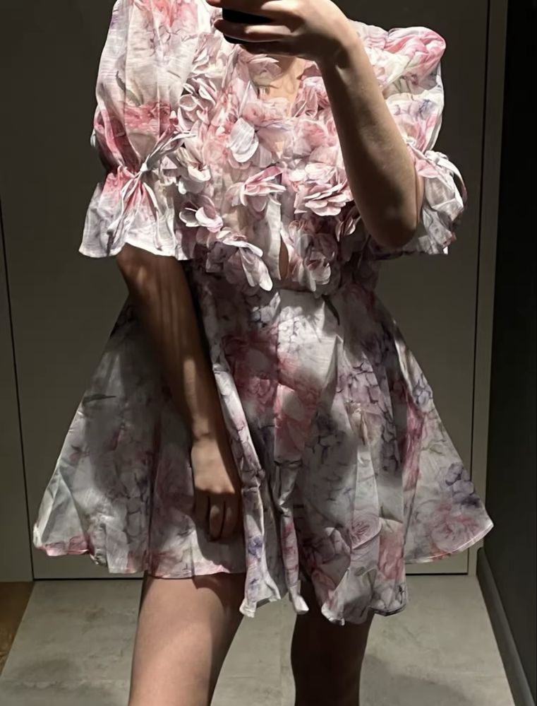 Платье в стиле Zimmermann