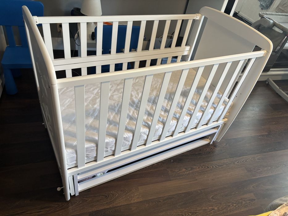 Łóżeczko bujane z materacem