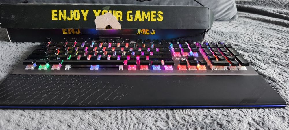 Klawiatura mechaniczna Auroa Gaming K-5 RGB