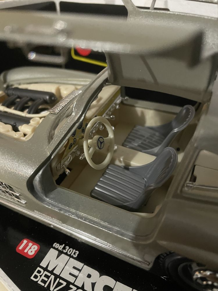 Mercedes 300SL burago 1:18