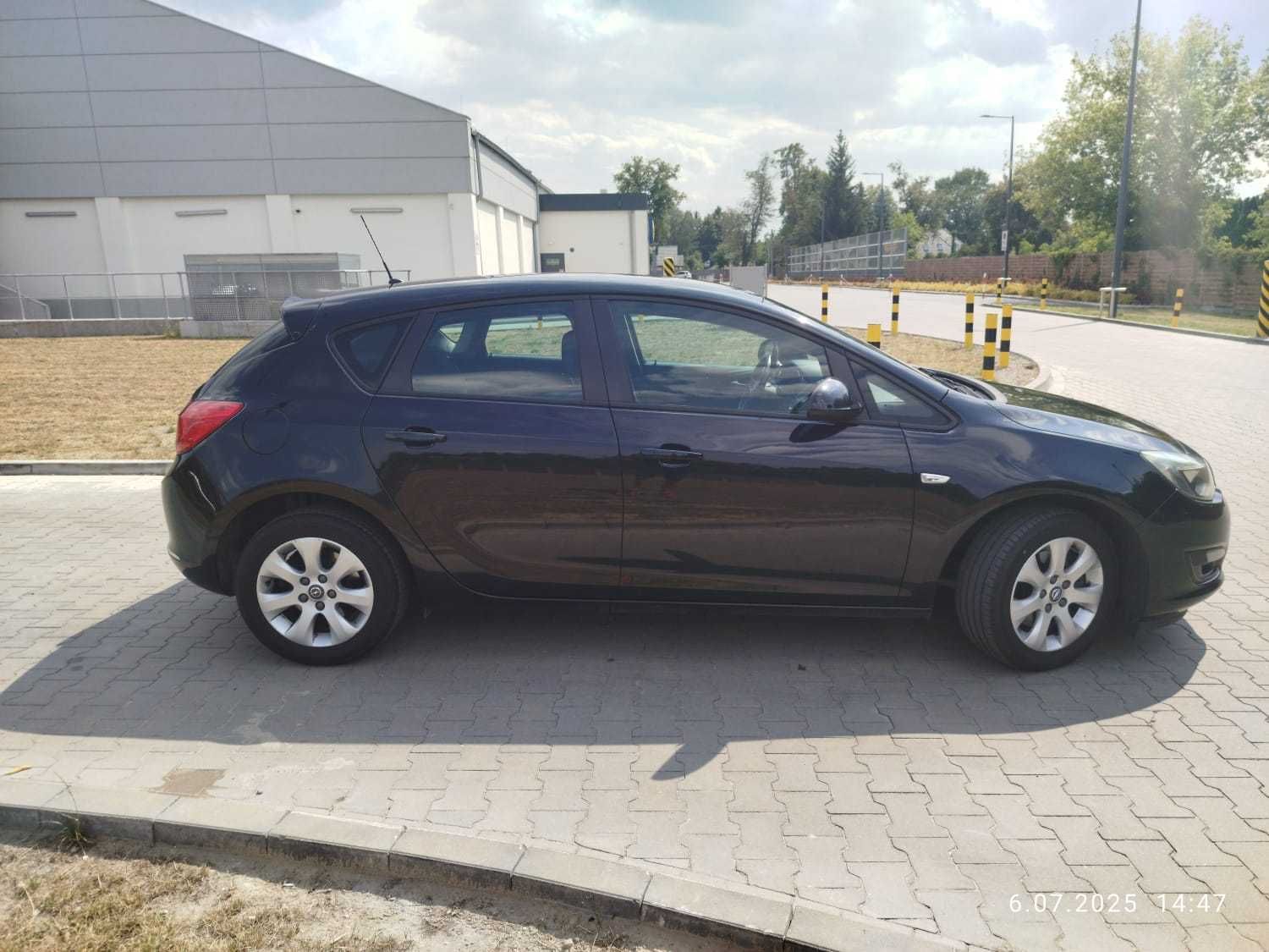 Astra J 1.7 110 KM 2014