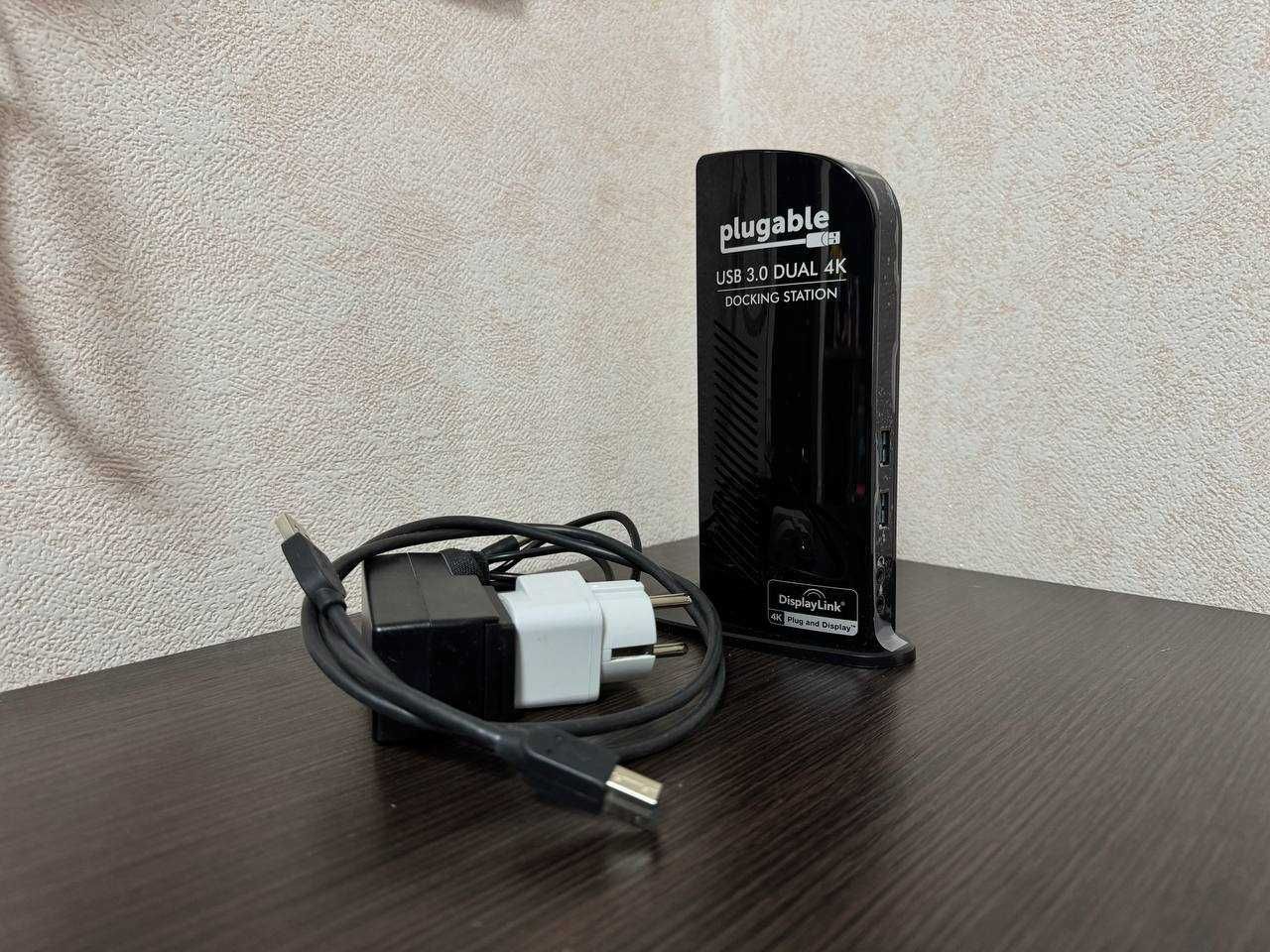 PLUGABLE UD-6950 докстанція для ноутбуків