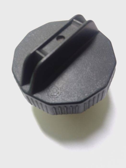 Кришка бензобака