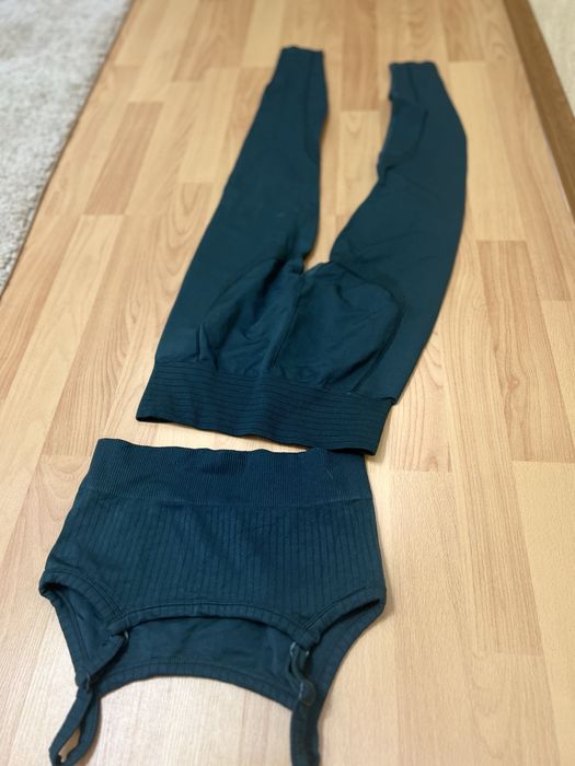 Лосини і топіки в зал