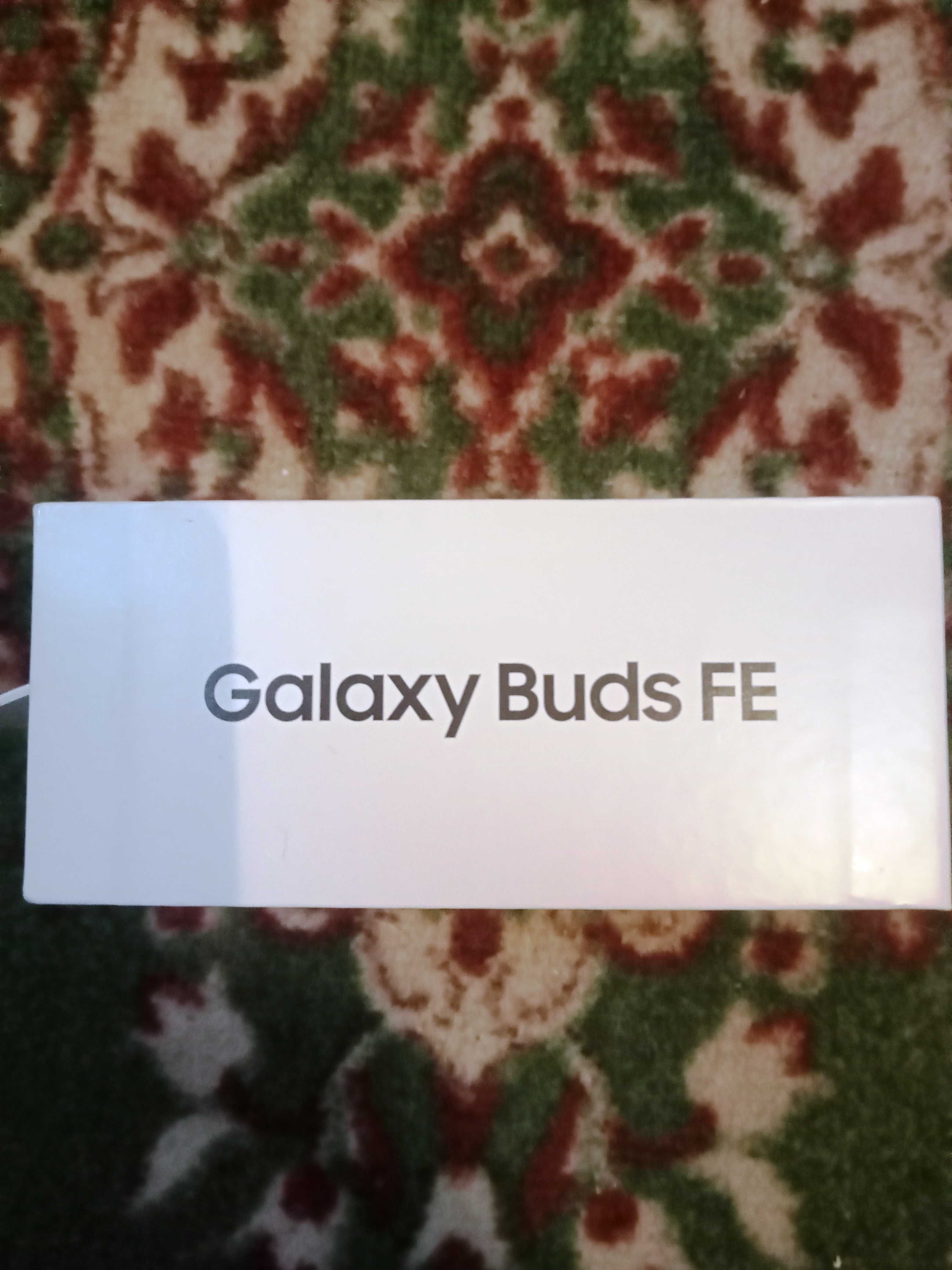 Наушники Samsung Galaxy Buds FE