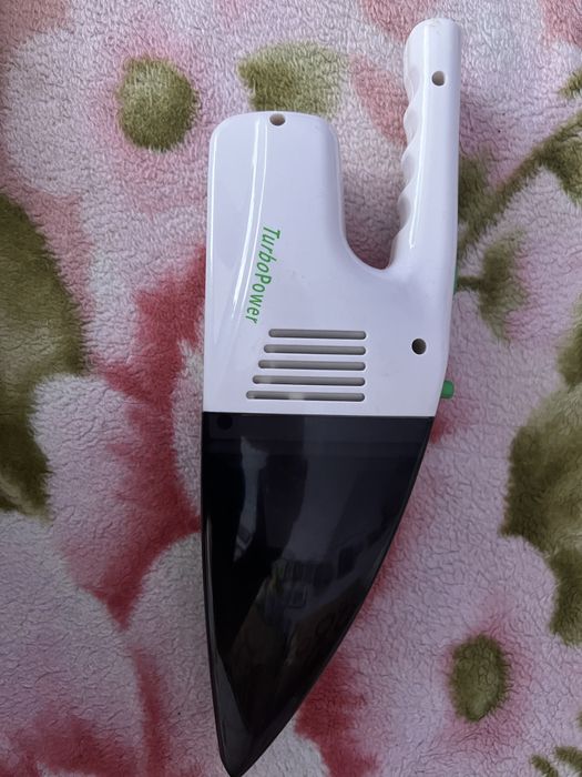 Ручний пилосос на батарейках Powerturbo