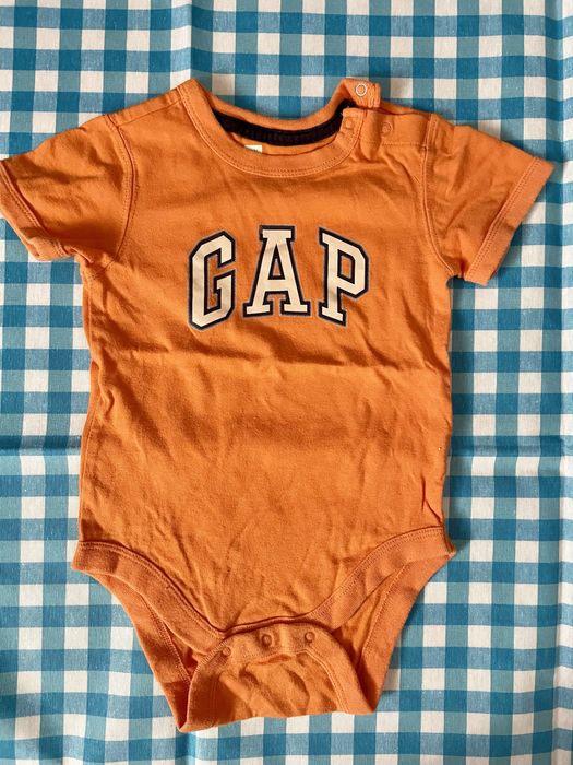 Body GAP - Laranja - 12-18 meses