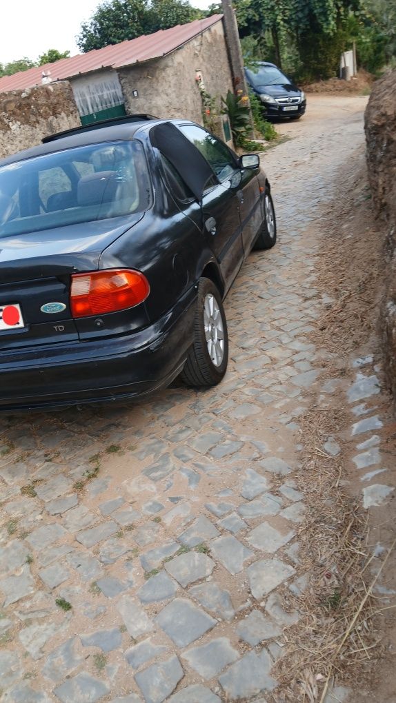 Ford Mondeo 1.8TD