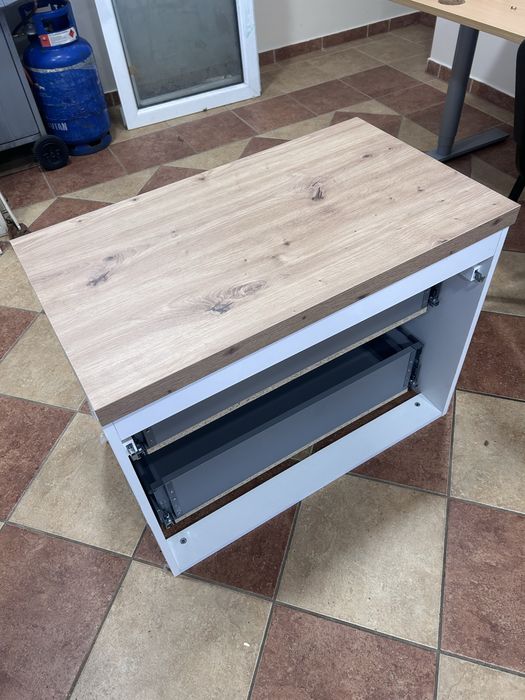 Szafka pod umywalkę