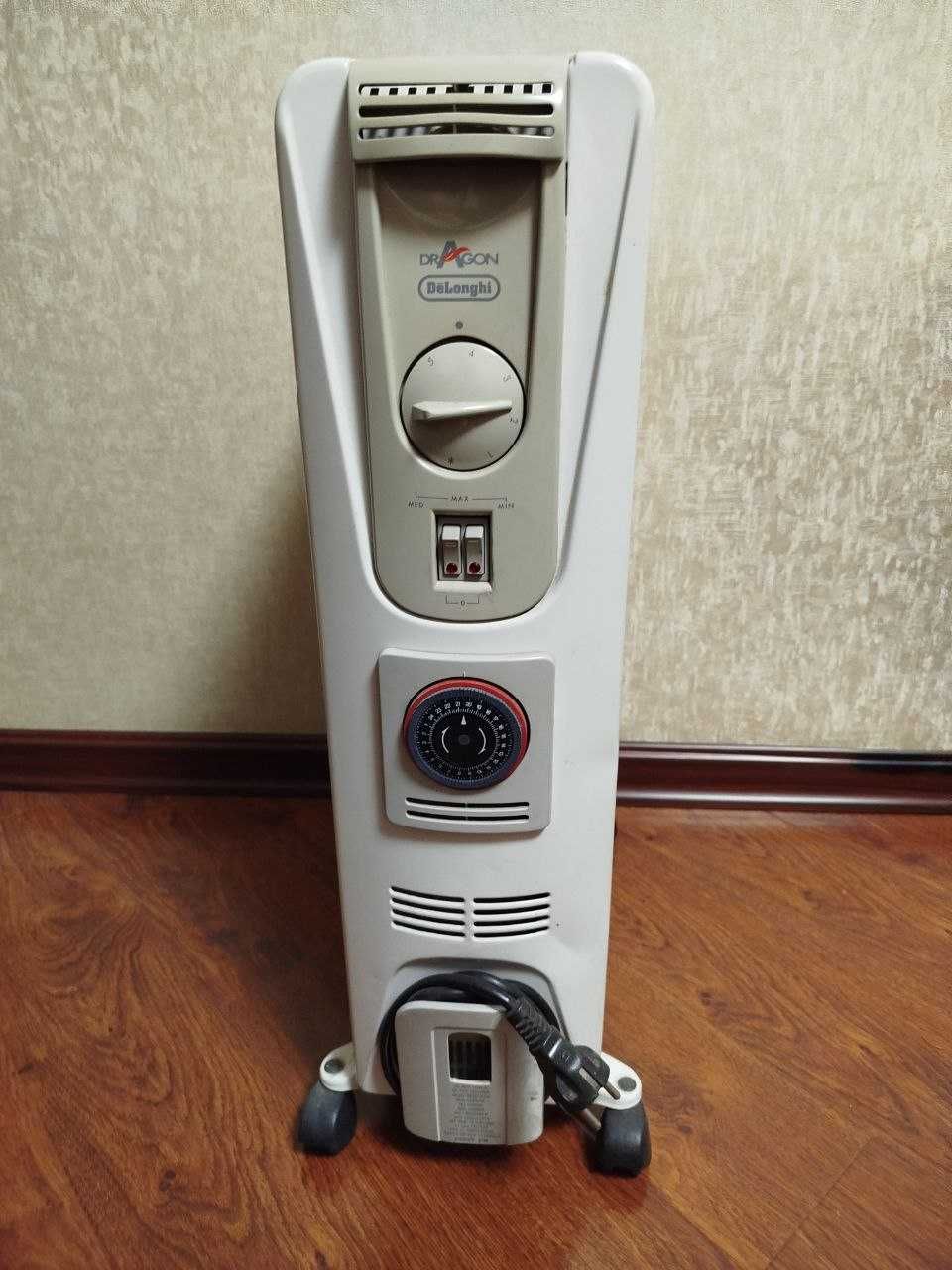Продам масляный обогреватель (радиатор) De'Longhi