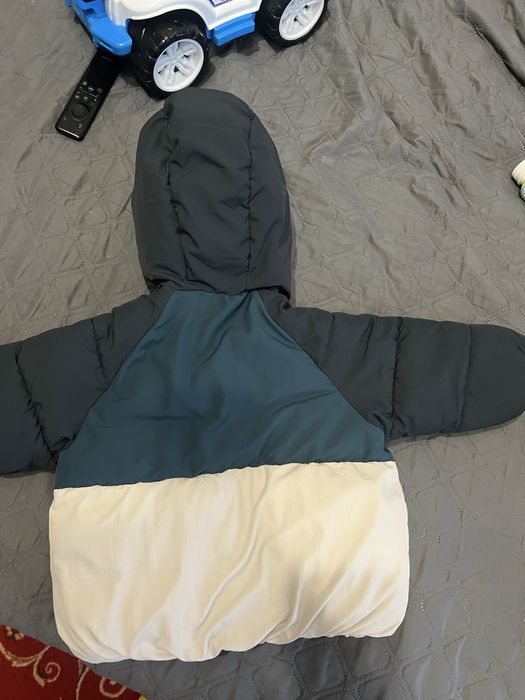 Зимова куртка zara 86 р