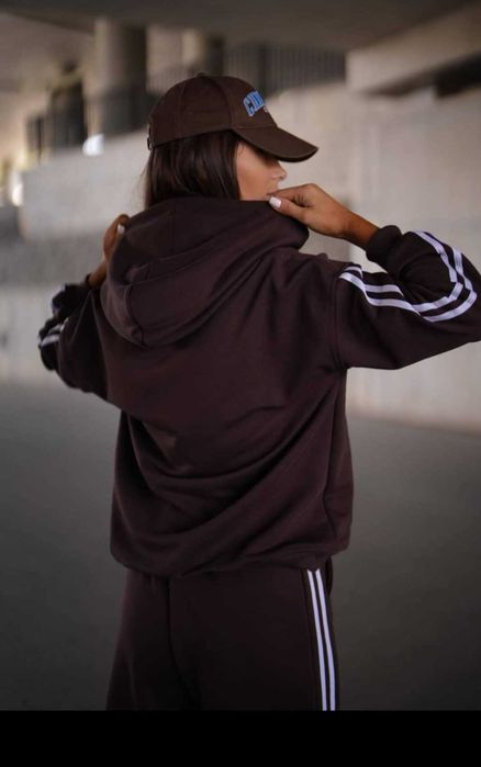 Bluza i spodnie komplet welurowy kaptur dres