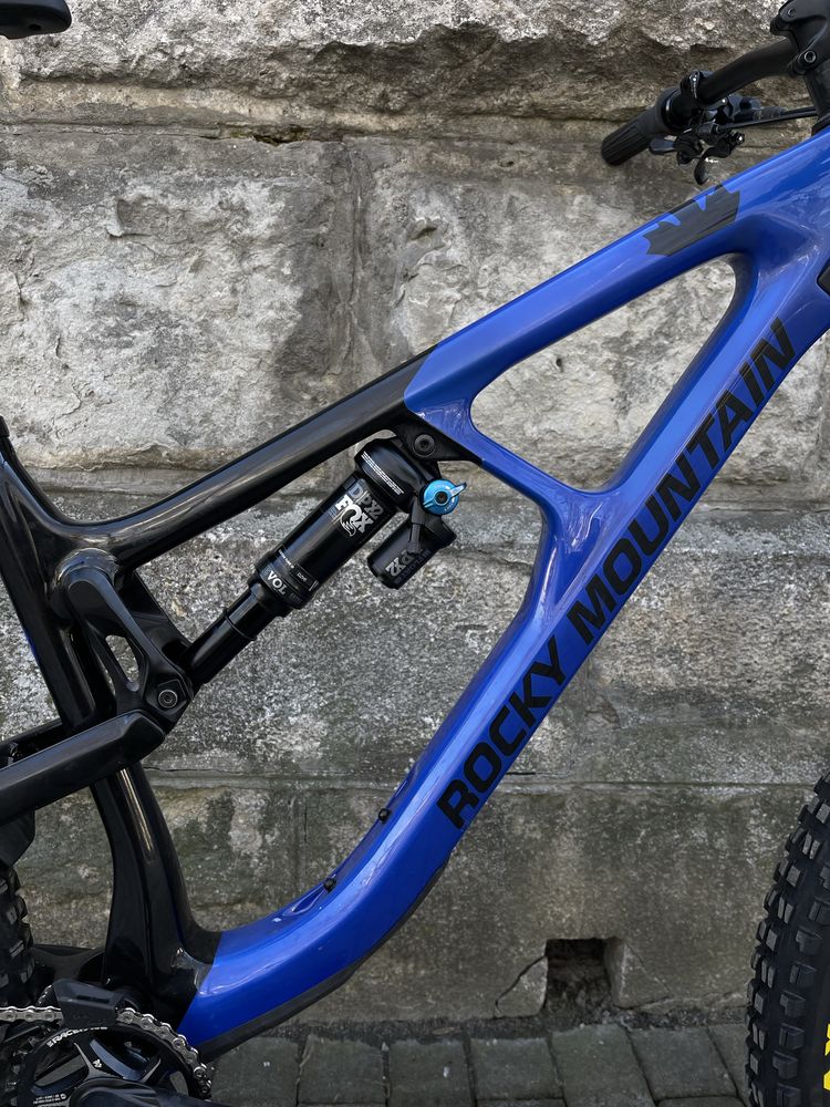 Rocky Mountain Slayer  Carbon 70 2021 29’ L enduro freeride