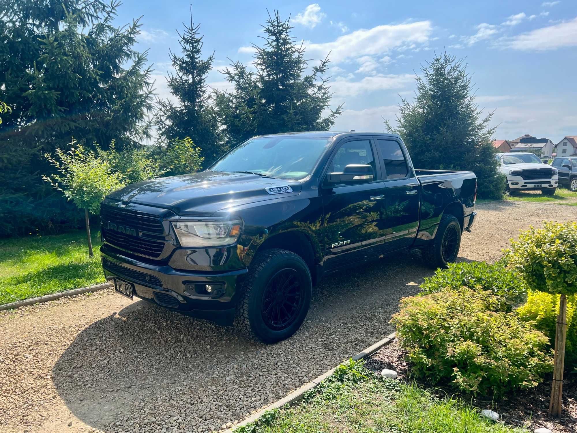 2020 RAM 1500 5.7 Hemi 4x4  Big Horn Vat 23