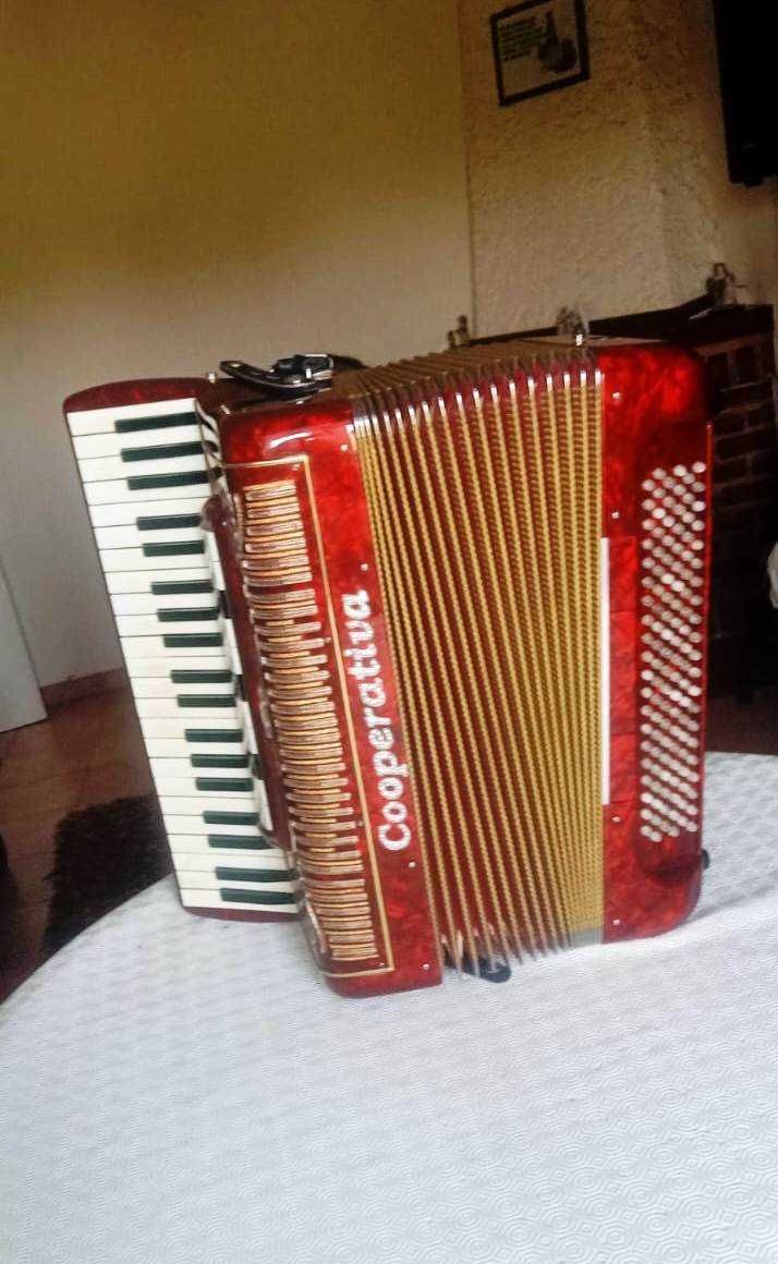 Acordeon Cooperativa 5ª voz