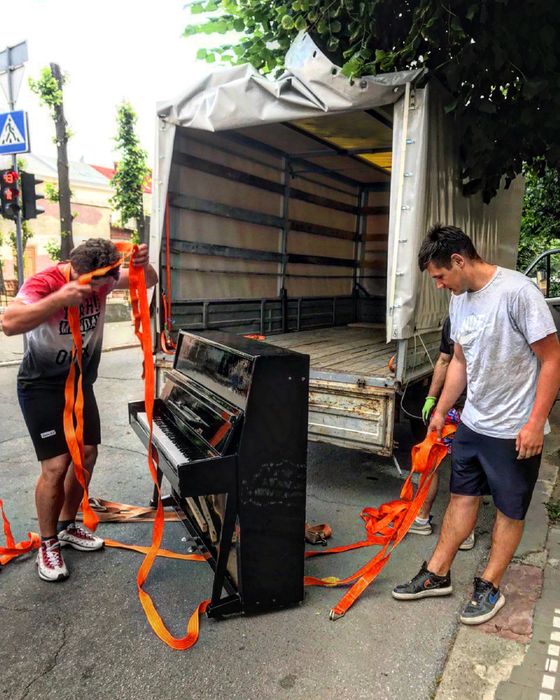 грузоперевозки/вантажні перевезення/вивіз сміття/крафтер 2.5т