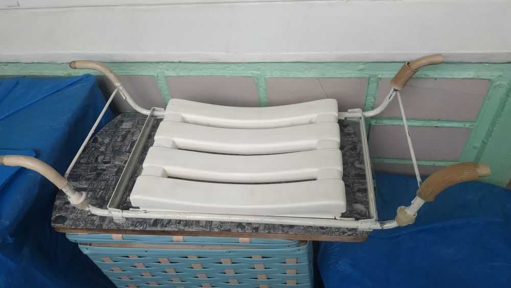 Продам сидение для ванны