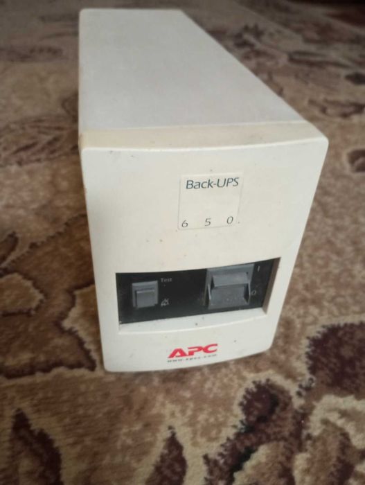 ИБП  APC Back-UPS Mi 650VA, 400W (BK650MI) без АКБ